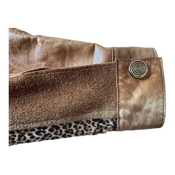 Cache Y2K Leopard Jean Jacket
- Suede Leather Denim - Women's Size Small NWT - Picture 14 of 15